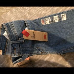 High rise Levi jeans